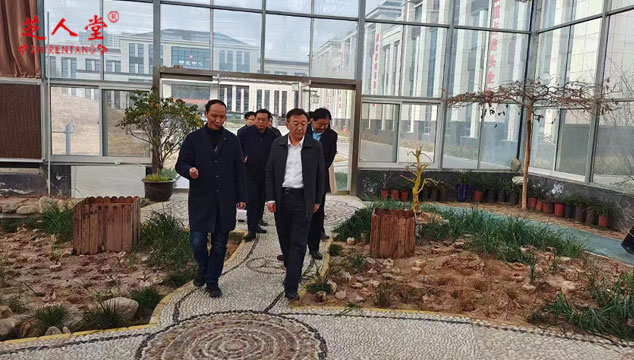 热烈欢迎泰安市副市长马保文莅临芝人堂调研指导工作 热烈欢迎泰安市副市长马保文莅临芝人堂调研指导工作