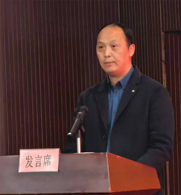 芝人堂董事长田克赞在市科协全委会上作典型发言(图1)