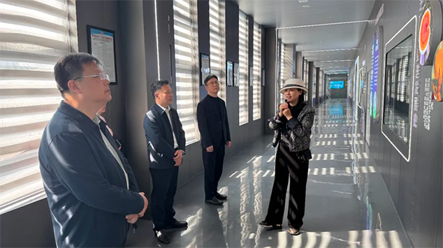 济宁市科协领导莅临芝人堂调研考察 (图3)